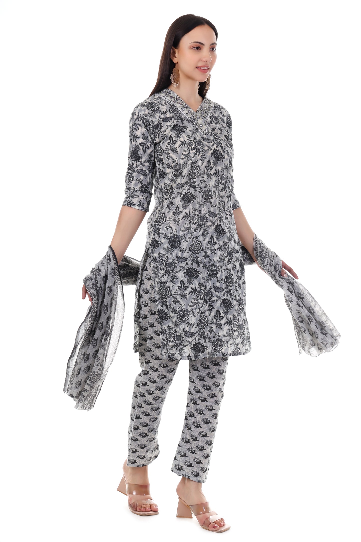 Black printed kurta with a contrasting pants and dupatta