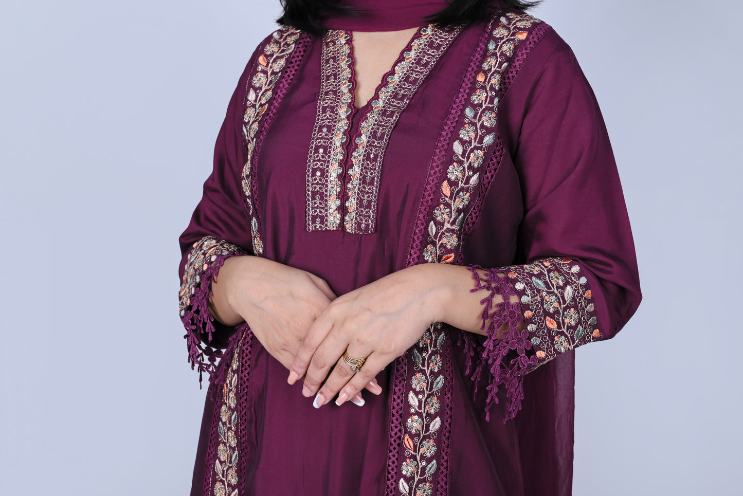 Purple embroidered kurta with pants and dupatta