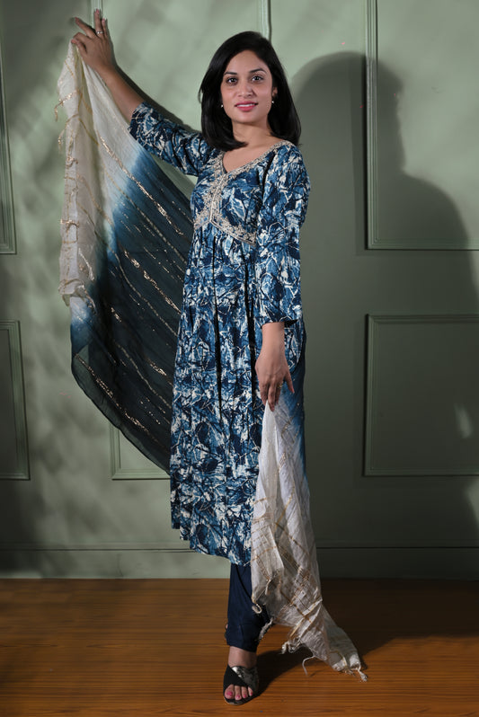 Teal embroidered printed kurta with ombre dupatta and pants