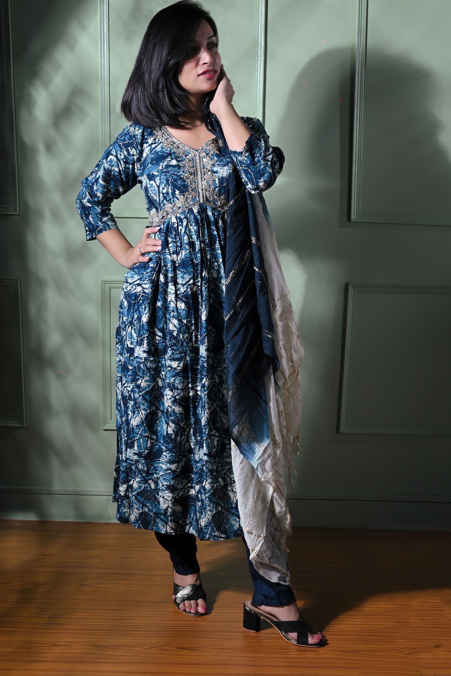 Teal embroidered printed kurta with ombre dupatta and pants