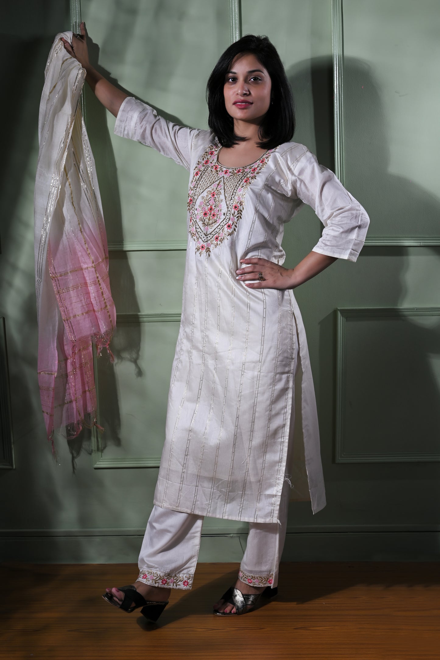 Off White embroidered kurta with pink ombre dupatta and pants